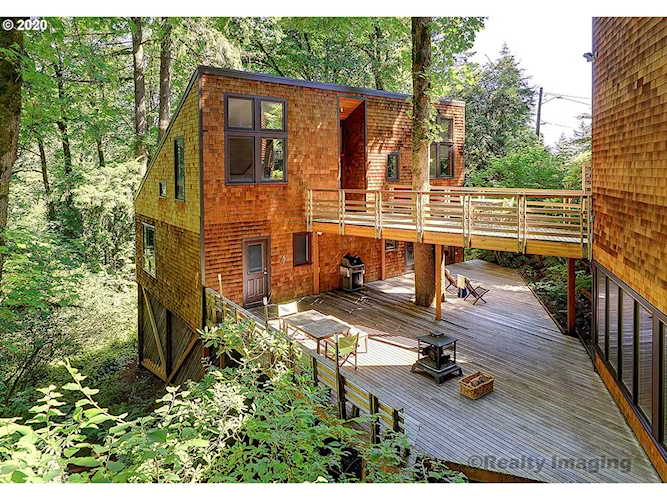 3191 SW Hampshire St Portland, OR 97205