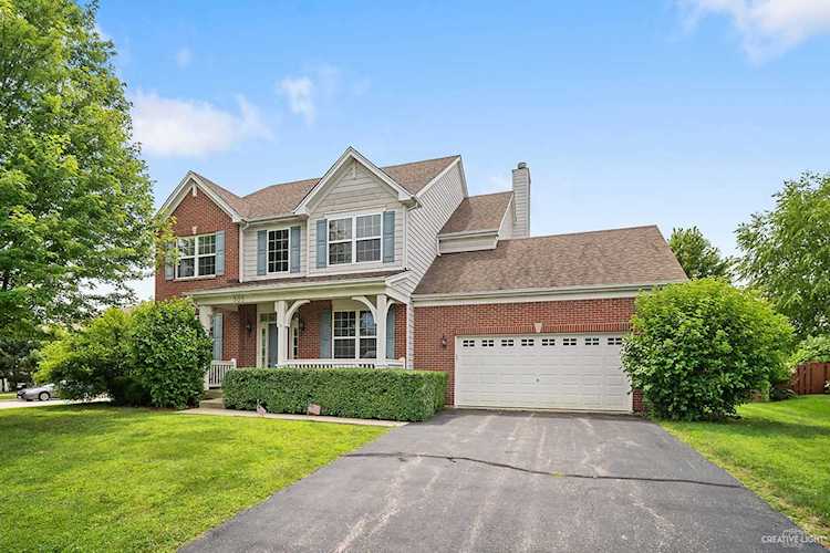 305 Buffalo Dr Elgin, IL 60124