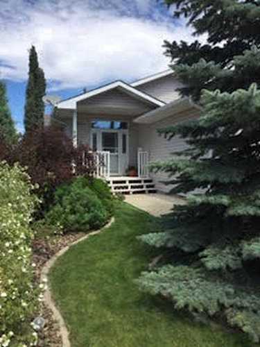 80 Rue Blanchard Beaumont, AB T4X 1R2