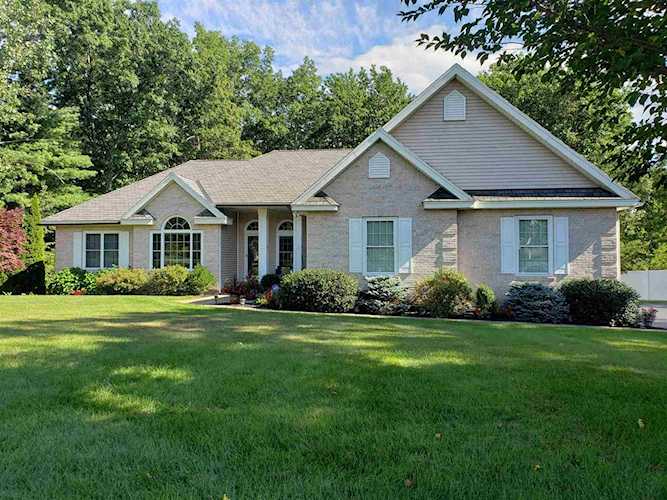3 Edinburgh Rd Windham, NH 03087