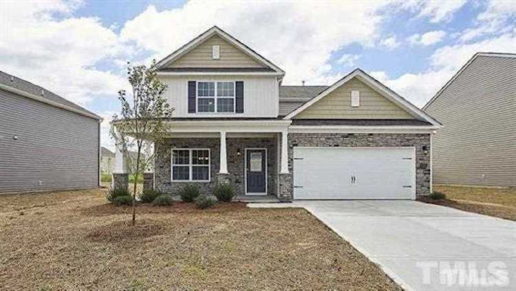 128 Rivercamp Street Clayton, NC 27527