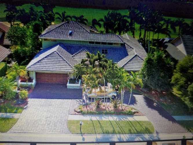7204 Mandarin Drive Boca Raton, FL 33433
