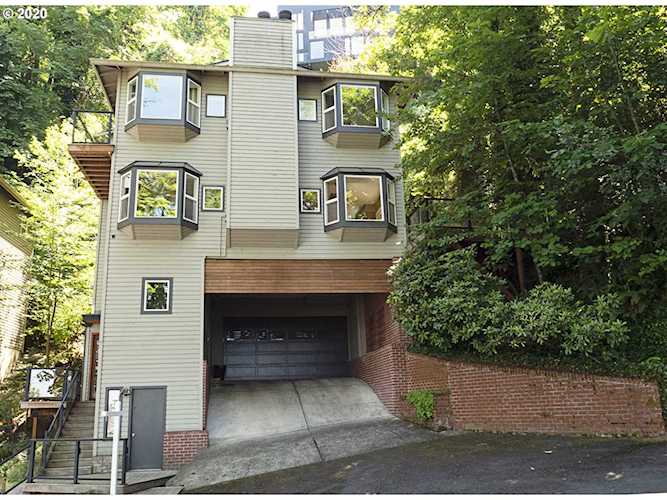 2802 NW Ariel Ter Portland, OR 97210