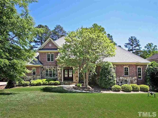 6841 Piershill Lane Cary, NC 27519