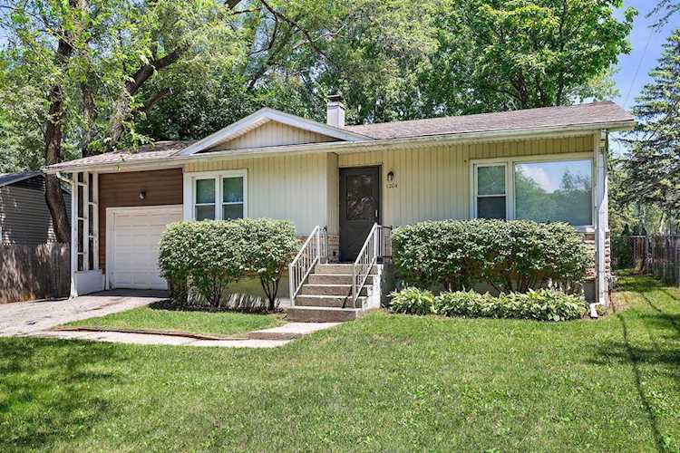 1204 Spruce St Lake In The Hills, IL 60156