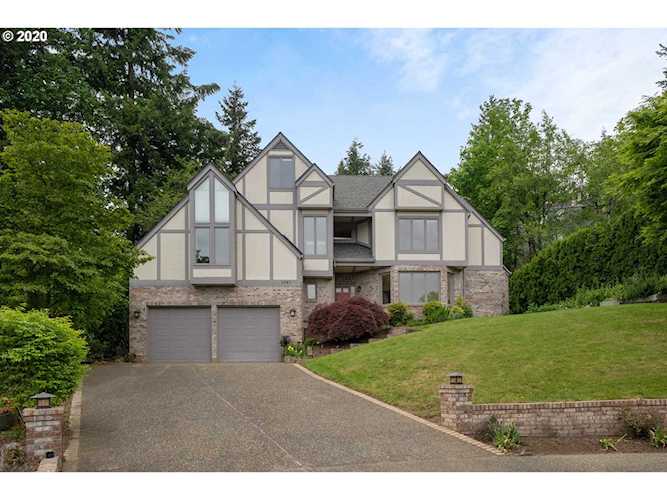 2941 SW Orchard Hill Pl Lake Oswego, OR 97035