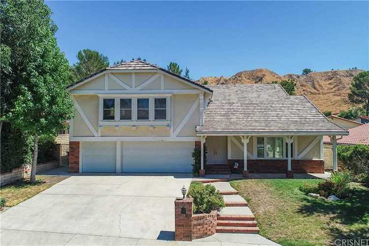 19131 Vista Grande Way Porter Ranch, CA 91326