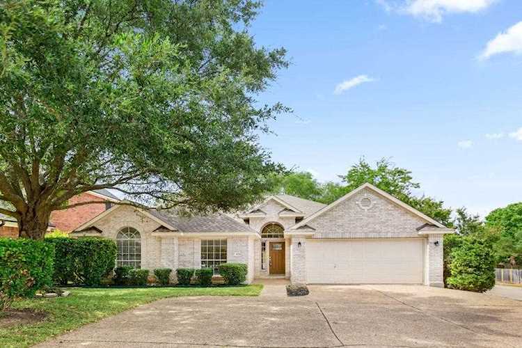 925 Cashew Ln Cedar Park, TX 78613
