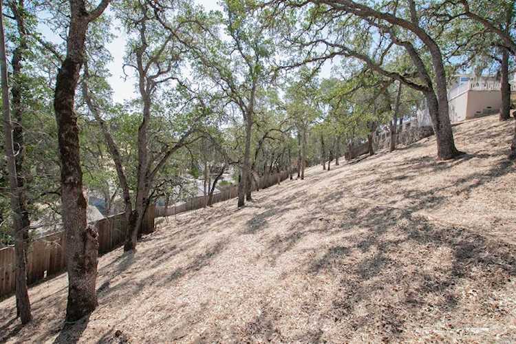 1074 Westridge Drive Napa, CA 94558