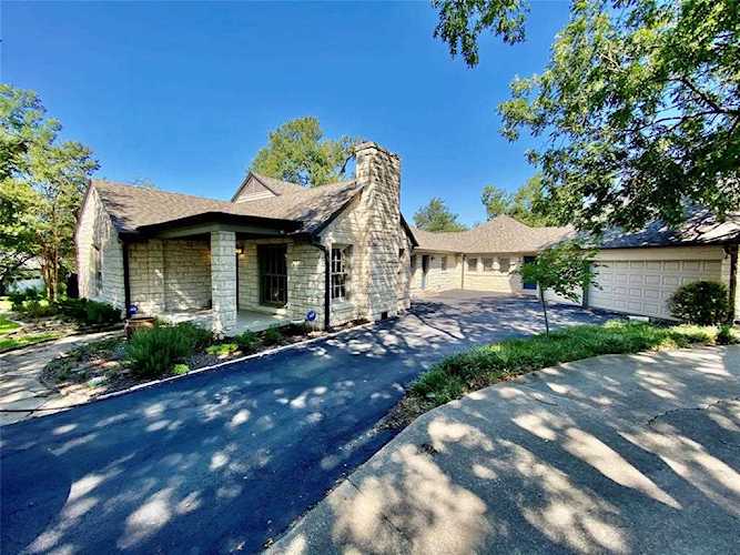 9305 Waterview Road Dallas, TX 75218