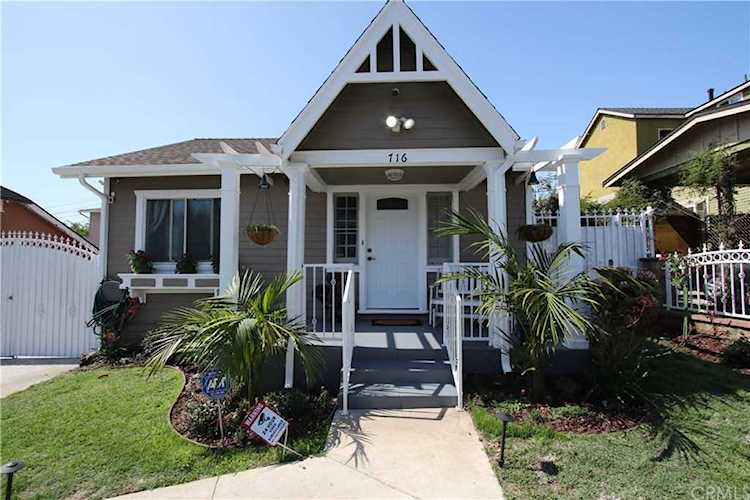 716 E Fairview Boulevard Inglewood, CA 90302