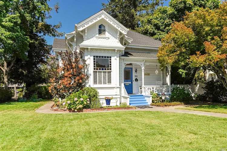805 Mcdonald Avenue Santa Rosa, CA 95404