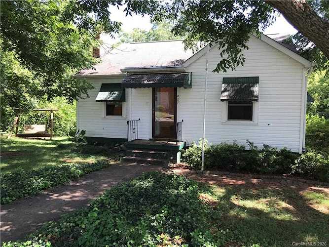307 Church St Belmont, NC 28012 | MLS 3646168 Photo 1