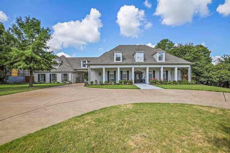 807 Pearl Drive Southlake, TX 76092