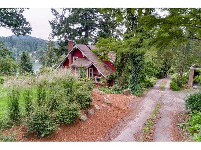 2146 Summit Dr Lake Oswego, OR 97034