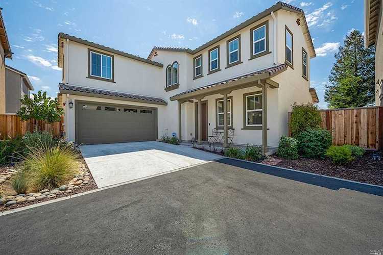 1841 Kelly Place Rohnert Park, CA 94928
