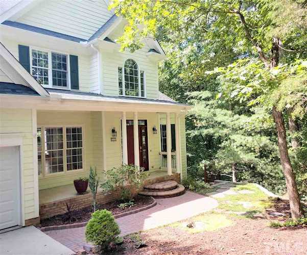 27 Chestnut Bluffs Lane Durham, NC 27713