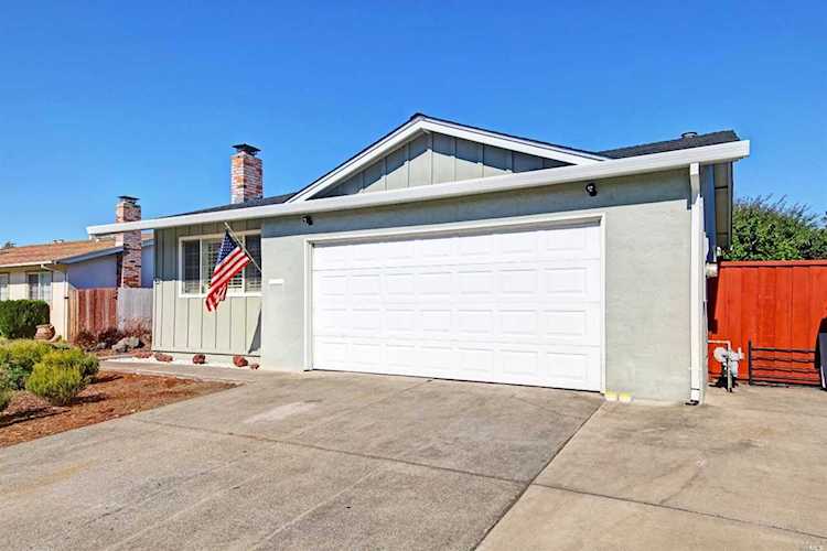 10 Stetson Drive American Canyon, CA 94503