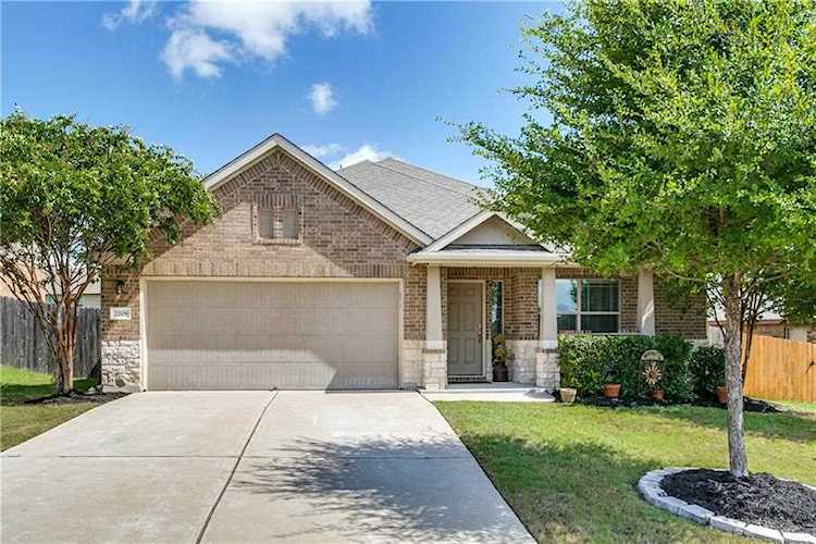2208 N Tranquility Ln Pflugerville, TX 78660