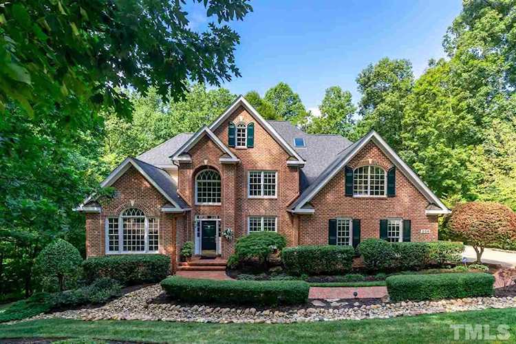 208 Rhododendron Drive Chapel Hill, NC 27517
