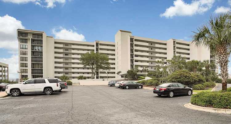 95 Lumina Avenue Wrightsville Beach, NC 28480