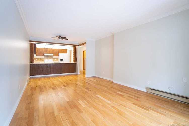 1035 Bernard Avenue Kelowna, BC V1Y6P7