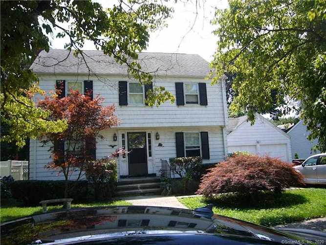59 Laurel Place Bridgeport, CT 06604