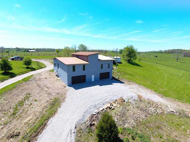 357 Silas Pike Paris, KY 40361