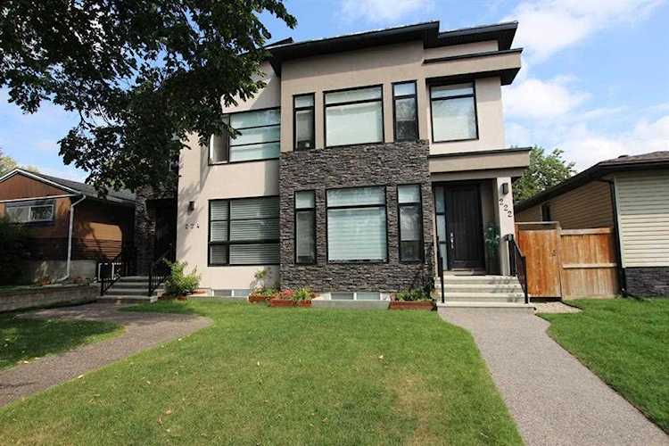 222 41 Ave NW Calgary, AB T2K 0G8