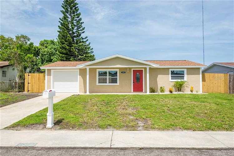 1351 Weyford Ln Holiday, FL 34691
