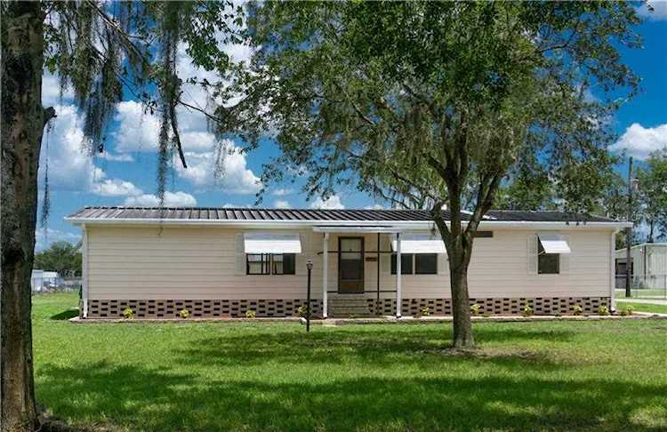6104 Allen Ln Lakeland, FL 33811