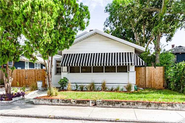 1038 S 9th Ave St Petersburg, FL 33705