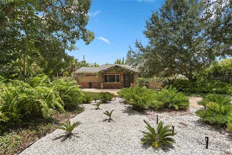 4844 Winchester Dr Sarasota, FL 34234