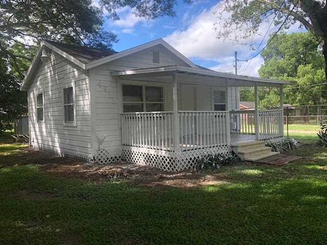 4911 E Hanna Ave Tampa, FL 33610