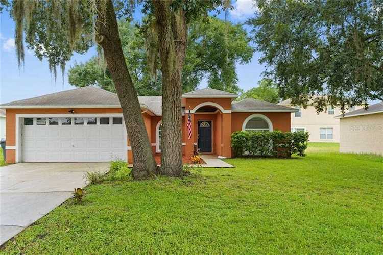 1035 Heron Ct Poinciana, FL 34759