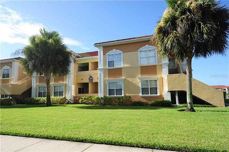 2950 Viscaya PLACE #204 Sarasota, FL 34237