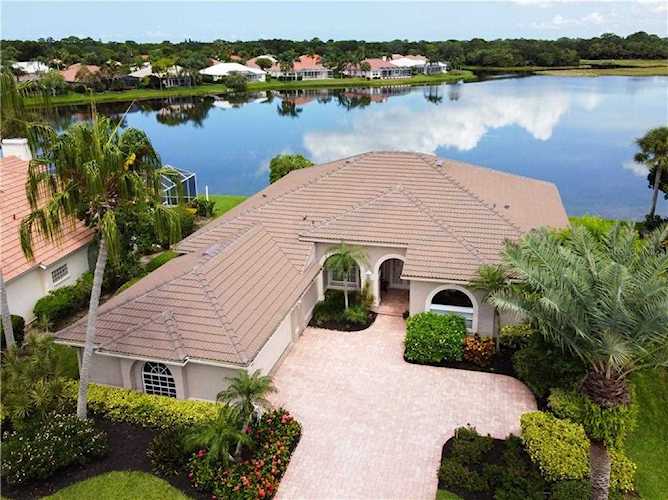 5125 Far Oak CIRCLE Sarasota, FL 34238