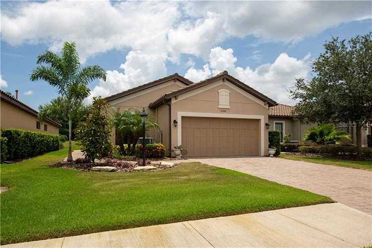 5008 Savona RUN Lakewood Ranch, FL 34211