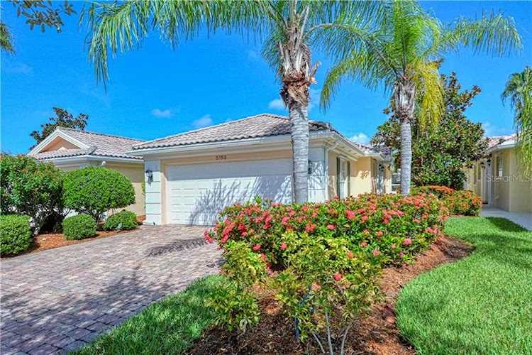 5753 Tristino Ln Sarasota, FL 34238