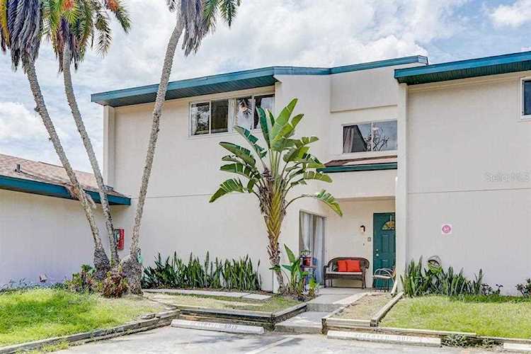 6817 Whitman PLACE Sarasota, FL 34243