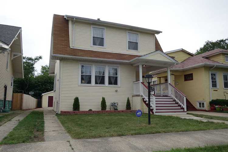 1238 S 16th Ave Maywood, IL 60153