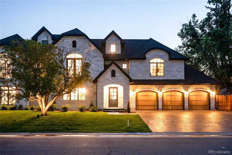 155 Southmoor Dr Denver, CO 80220