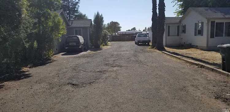 3459 Moorland Avenue Santa Rosa, CA 95407