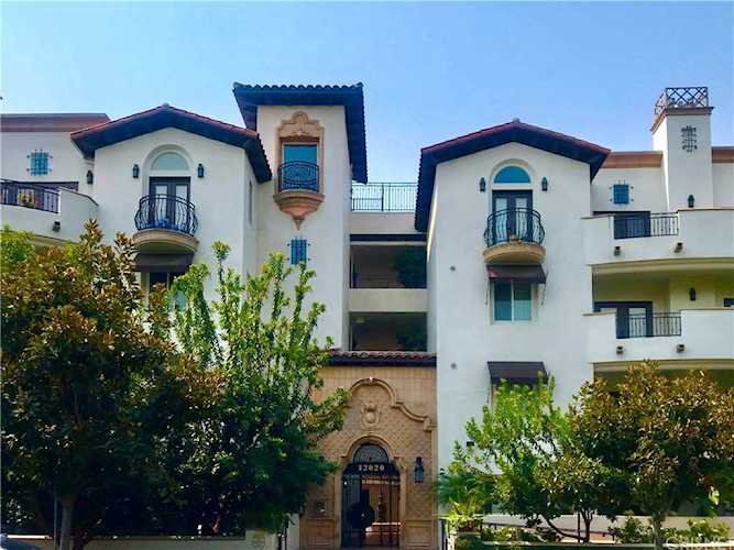 12020 Guerin Street #101 Studio City, CA 91604