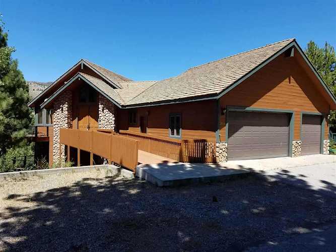 3014 Highway 158 June Lake, CA 93529