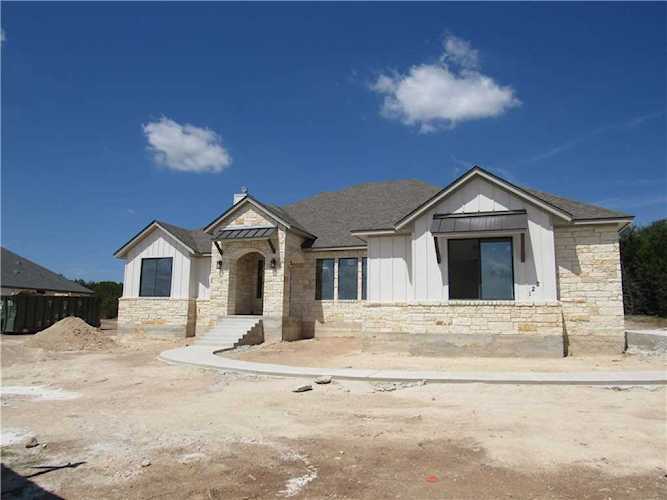 122 Joya Dr Liberty Hill, TX 78642