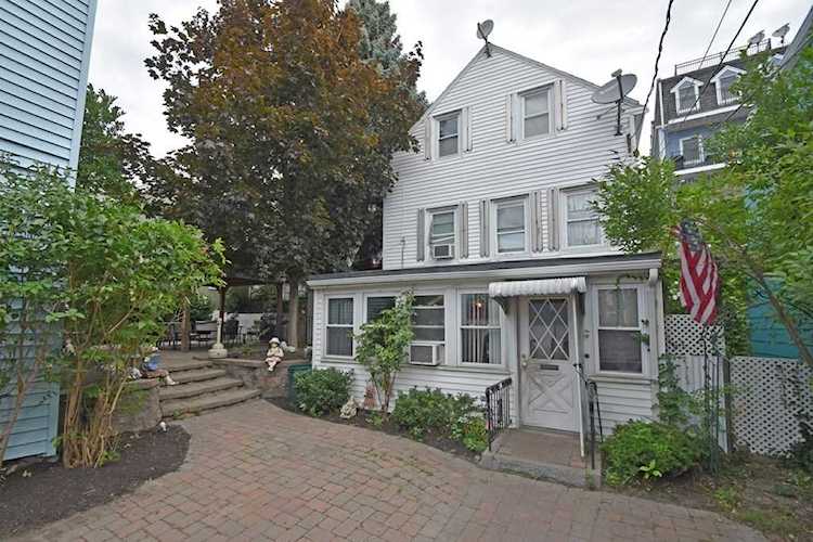 9 Russell St Boston, MA 02129