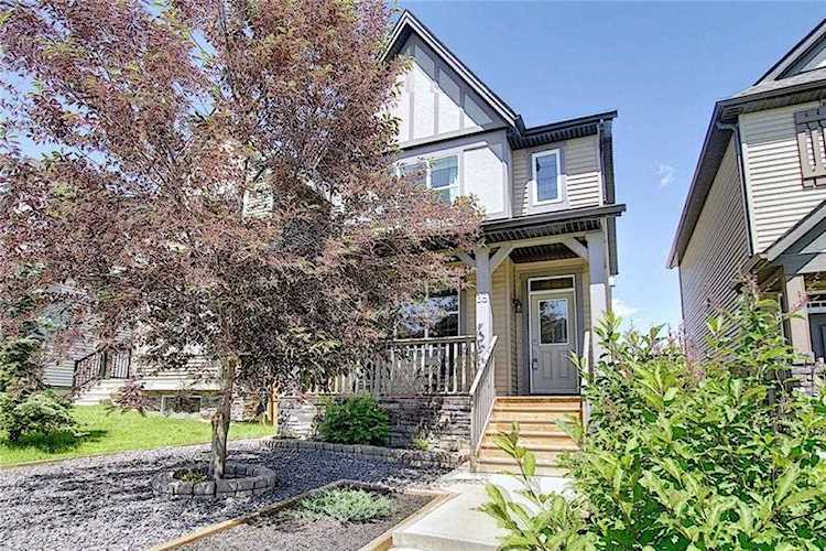 38 Nolanfield Manor NW Calgary, AB T3R 0M3