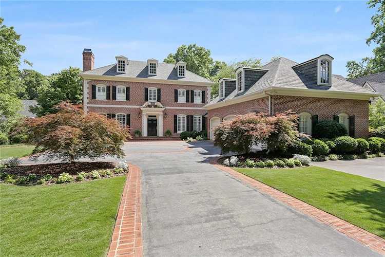 134 Blackland Rd NW Atlanta, GA 30342