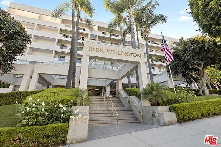 1131 Alta Loma Road #420 West Hollywood, CA 90069